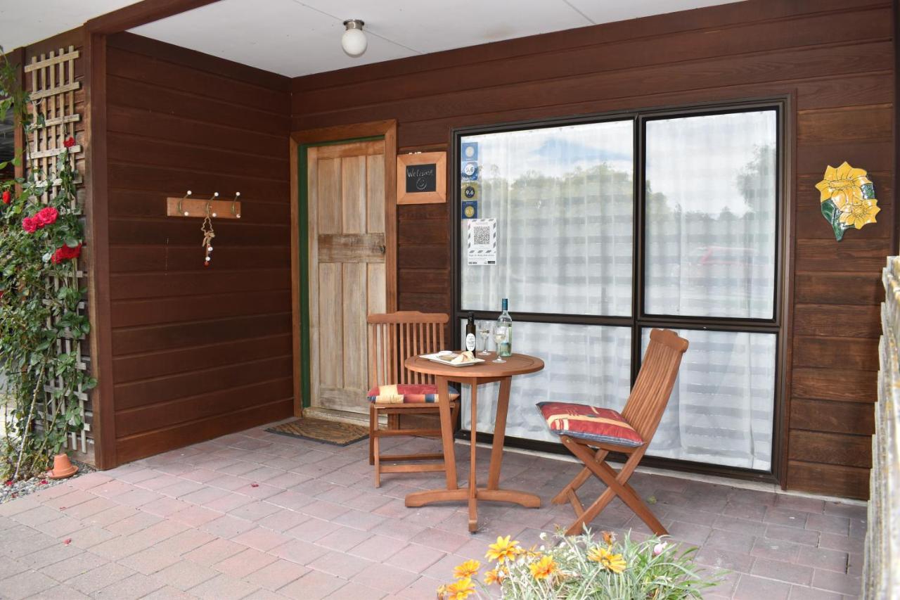 Olivista Bed & Breakfast Masterton Dış mekan fotoğraf